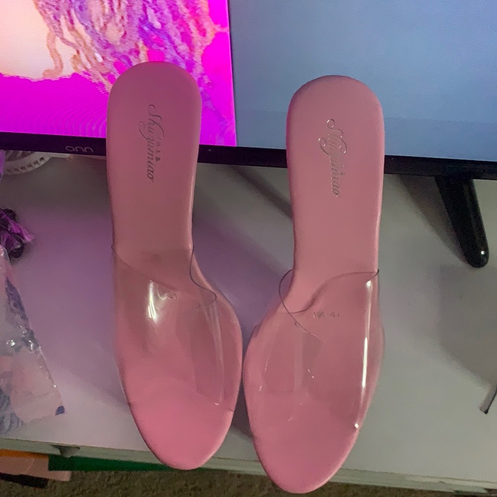 BRAND NEW sexy platform pink heels